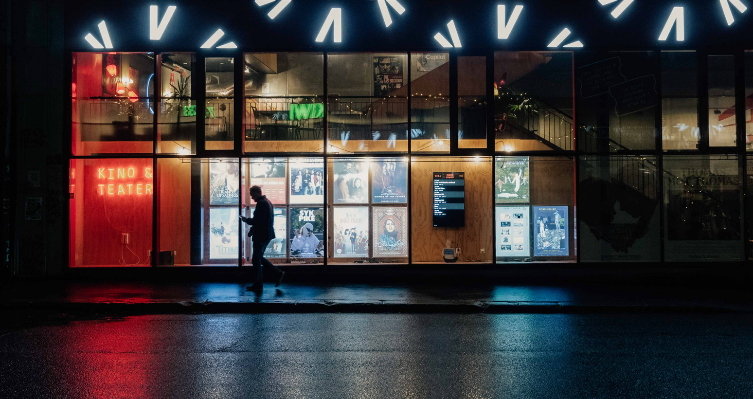 Teater og kino bygg. 